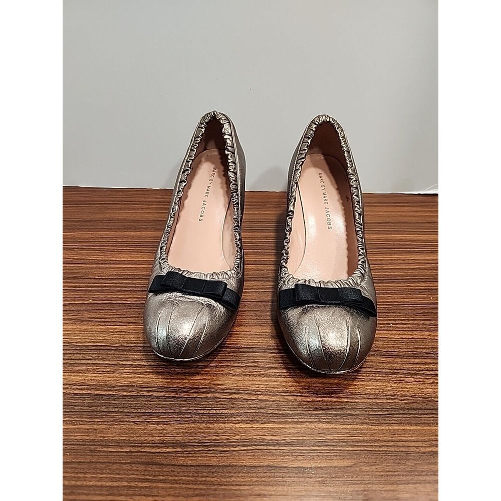 Marc By Marc Jacobs Womens‎ Metallic Leather Black Bow Heel Pumps 9.5 US 40 EU
